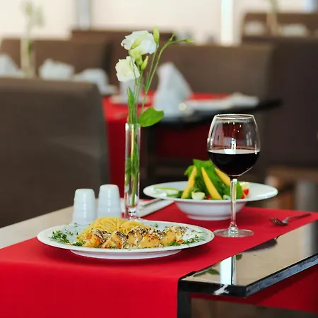 Ξενοδοχείο Akoni