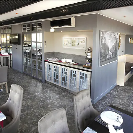 Akoni Hotell 3*
