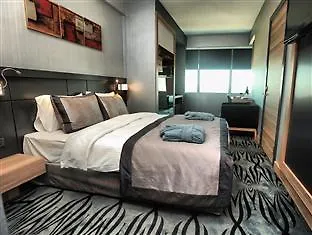 Hotell Akoni 3*
