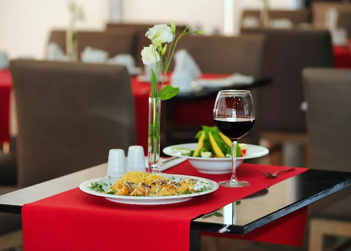 Ξενοδοχείο Akoni